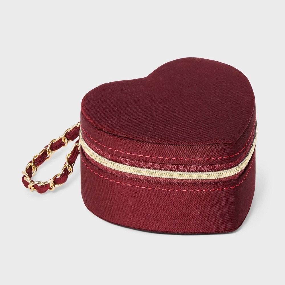 A New Day Heart Travel Jewelry Organizer Box Red Zip Case Ring Strap Pouch NWT